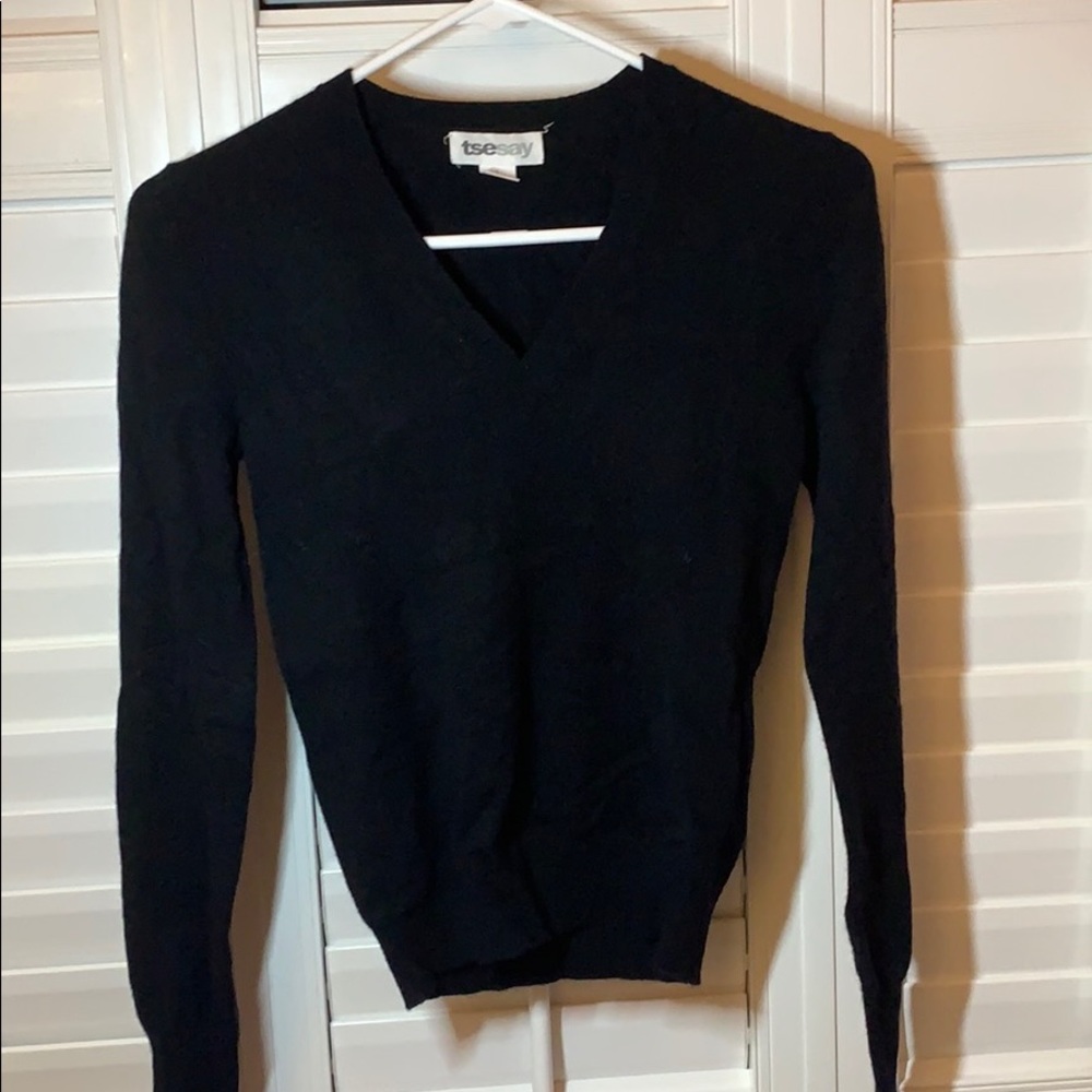 Tsesay black sweater